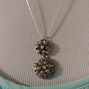 Lovely double multicolored flower necklace
